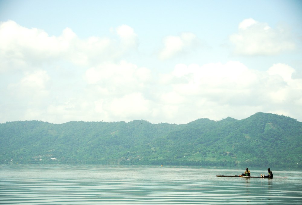 Besuch des Kejetia Markt & Spaziergang am Bosomtwe See